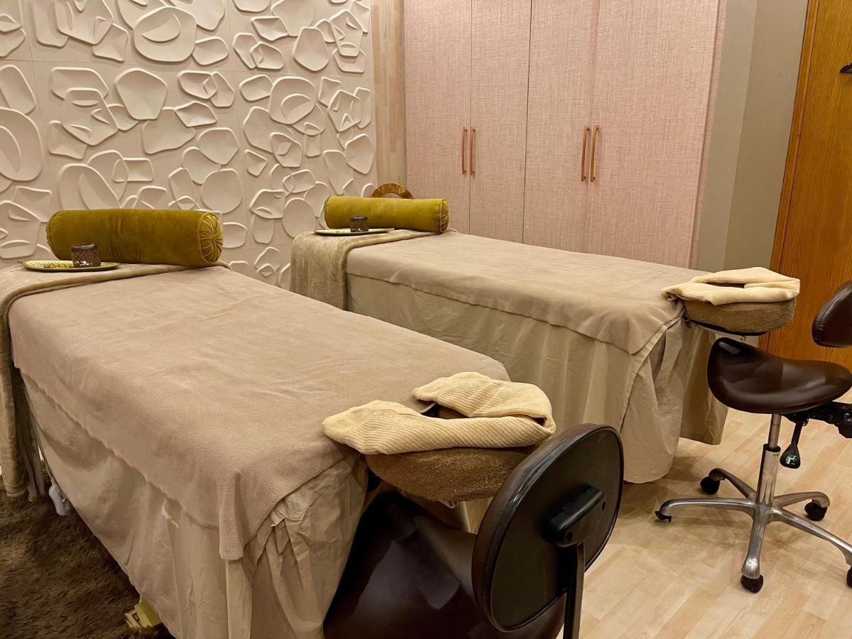 Masawara Urban Retreat Hotel Хараре Екстериор снимка