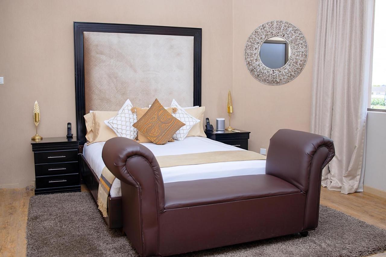 Masawara Urban Retreat Hotel Хараре Екстериор снимка