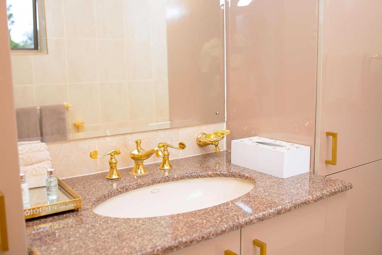 Masawara Urban Retreat Hotel Хараре Екстериор снимка